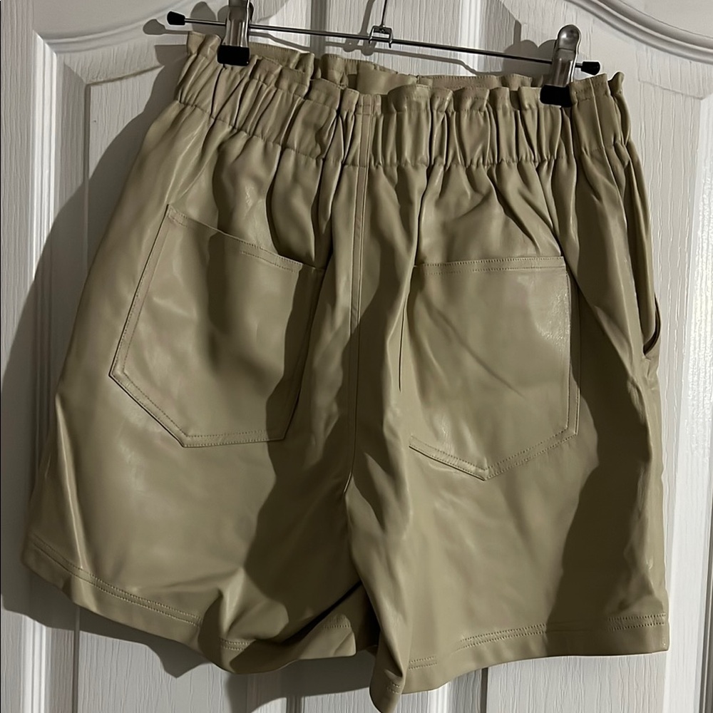 Modern Citizen - Kipp Paperbag Vegan Leather Shorts in Sand - Size Small NWOT - Picture 5 of 6